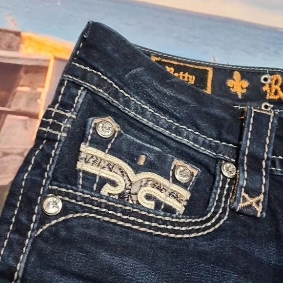 Rock‎ Revival Blue Jeans Crop Betty Size 26 - Picture 3 of 8